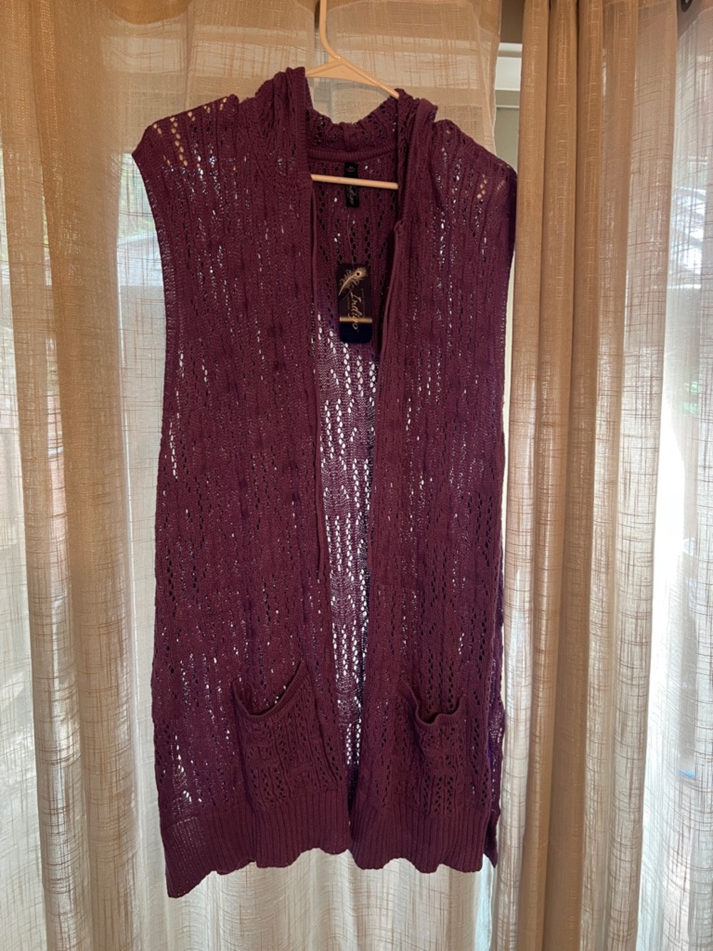 Indigo Open-Front Hooded Knit Vest in Plum